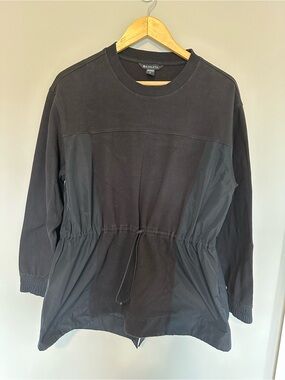 Athleta Black Drawstring Waist Crewneck Pullover